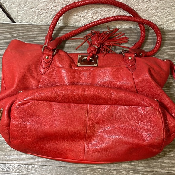 Elliot Lucca Leather Tote.  Can fit in a medium size laptop.  Great work bag. - Picture 5 of 5